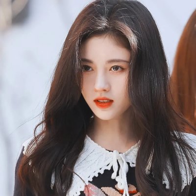 隐世狼女第一季 封面