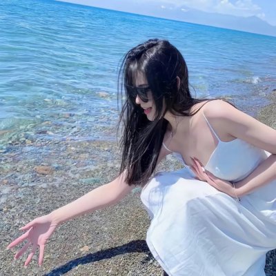 当女孩恋爱时 封面