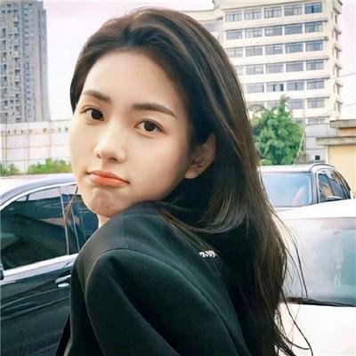 少女嬉春 封面